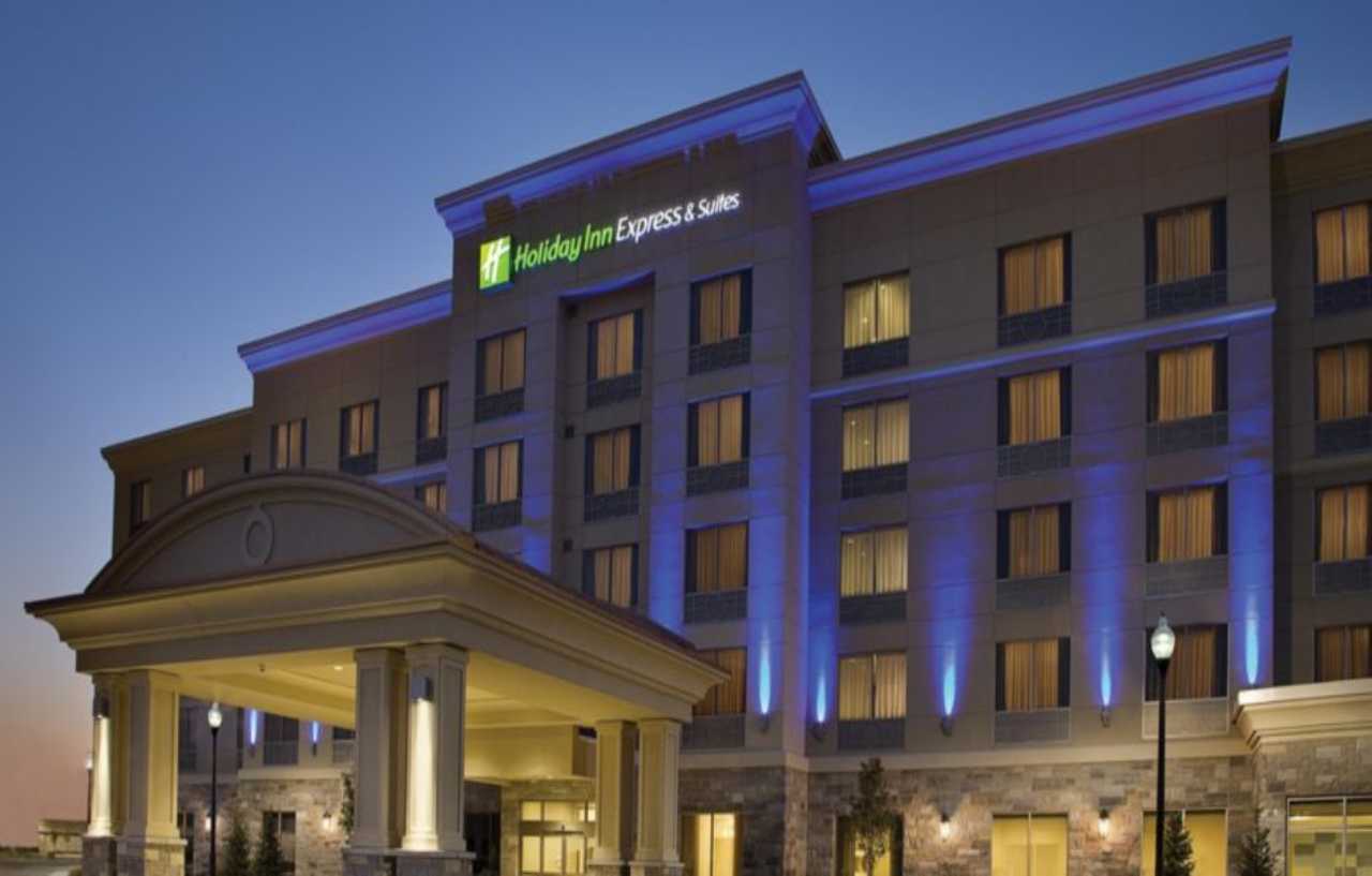 Holiday Inn Express & Suites Vaughan-Southwest, An Ihg Hotel Exterior photo